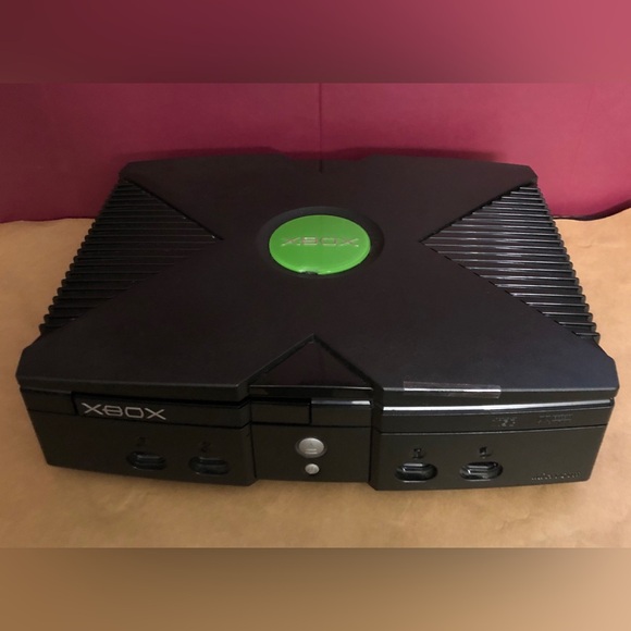 Vintage Original XBox Video Game System - Picture 1 of 4